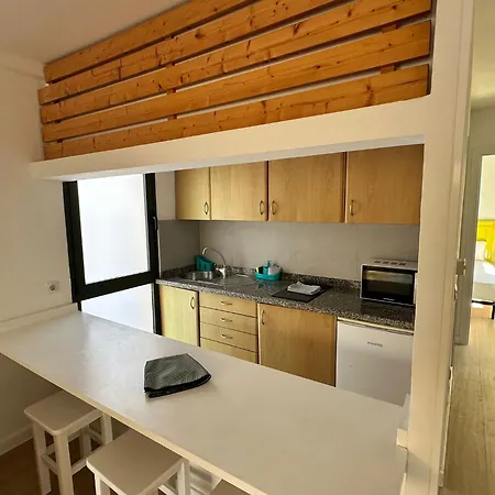 Walking To The Апартаменты Коральео